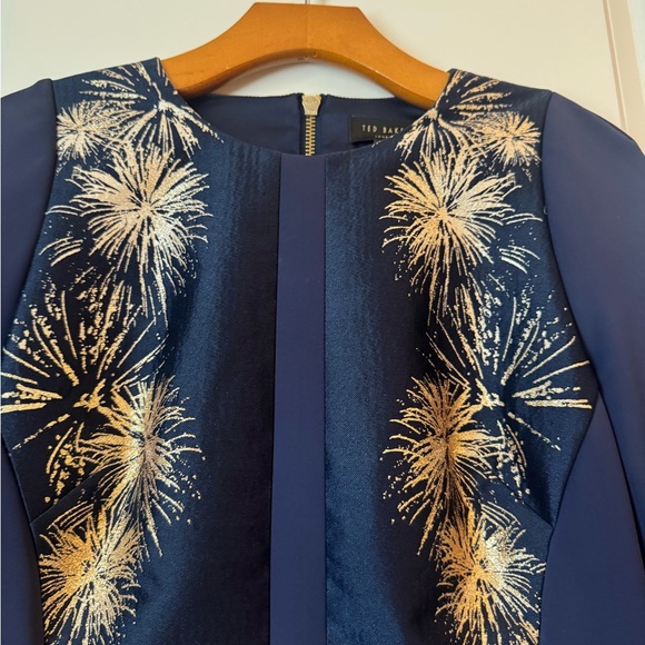 Ted Baker Elegant Navy and Gold Women's Dress - Picture 6 of 6